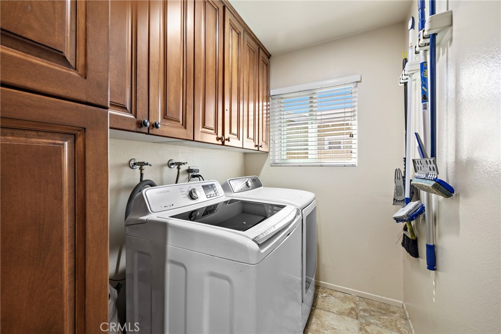 MLS #OC25247565 image #10