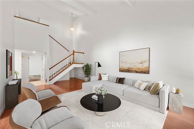 Detail Gallery Image 3 of 20 For 949 S Ridgecrest Cir, Anaheim Hills,  CA 92807 - 4 Beds | 2/1 Baths