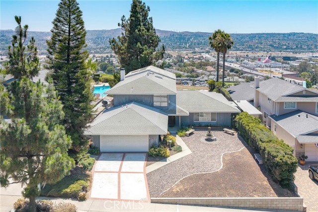 19662 Larkridge Drive, Yorba Linda CA: https://media.crmls.org/medias/9acc0d6f-2031-413f-9d47-42d46fb6a874.jpg