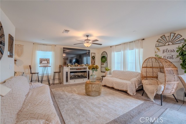 Detail Gallery Image 13 of 46 For 2104 Redding Way, Atwater,  CA 95301 - 5 Beds | 3/1 Baths