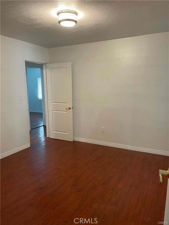 Detail Gallery Image 8 of 10 For 2001 Rancho Dr, Riverside,  CA 92507 - 4 Beds | 2 Baths