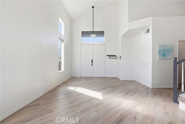 Detail Gallery Image 5 of 41 For 9200 Lantana Dr, Corona,  CA 92883 - 4 Beds | 3 Baths