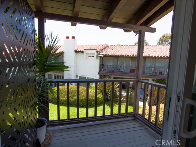 835 Amigos Way, Newport Beach CA: https://media.crmls.org/medias/9acd7044-4296-44e7-abc2-e4426122bb14.jpg
