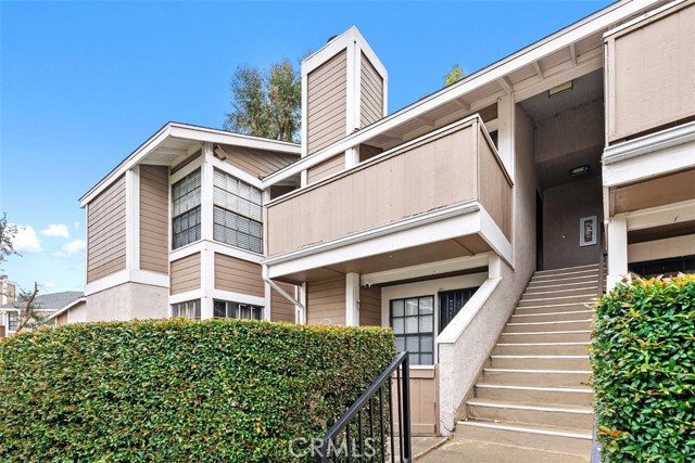 Front Image Thumbnail for CROC26038498