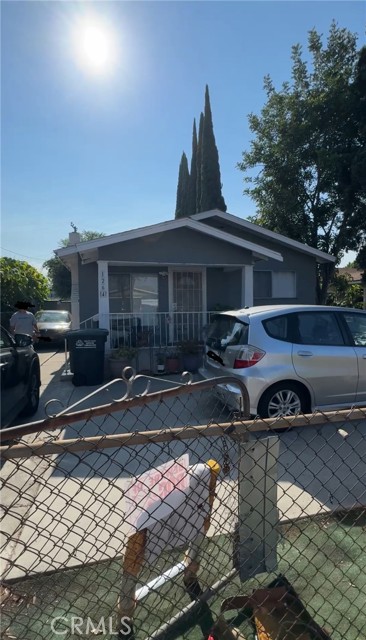 1264 S Augusta Avenue, Los Angeles CA: https://media.crmls.org/medias/9acf0285-c638-464e-8428-36c0cc4580c9.jpg