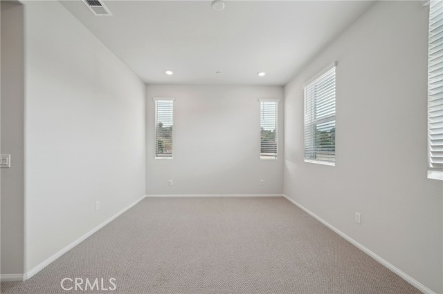 1553 Stratus Drive, Pomona CA: https://media.crmls.org/medias/9acf6506-51cf-478d-8bc6-f78a9f02fdd2.jpg