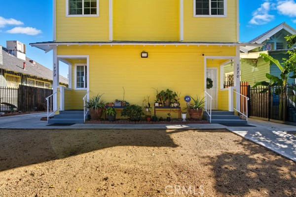 Detail Gallery Image 3 of 23 For 1770 1772 W 22nd St, Los Angeles,  CA 90007 - – Beds | – Baths