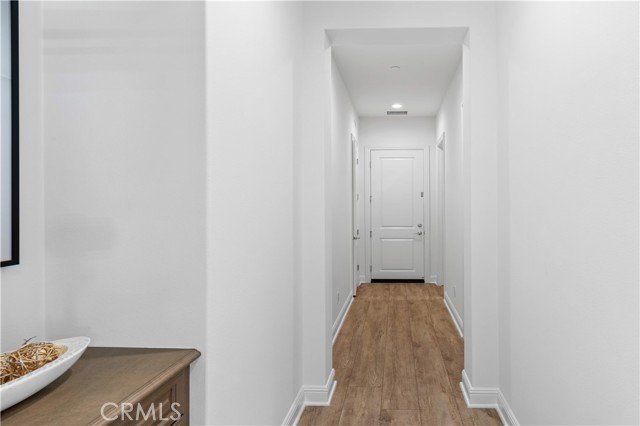 111 great oak, Irvine CA: https://media.crmls.org/medias/9ad06462-0a0c-47f8-b206-14db5feecd04.jpg