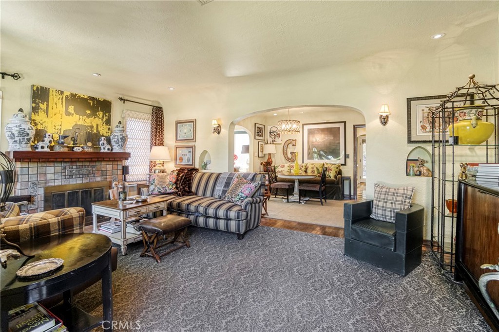 MLS #SR25239659 image #6