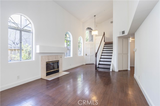 Detail Gallery Image 30 of 34 For 9155 Noble, North Hills,  CA 91343 - 4 Beds | 3 Baths