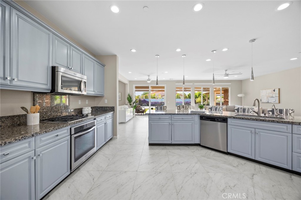 MLS #OC25226255 image #2