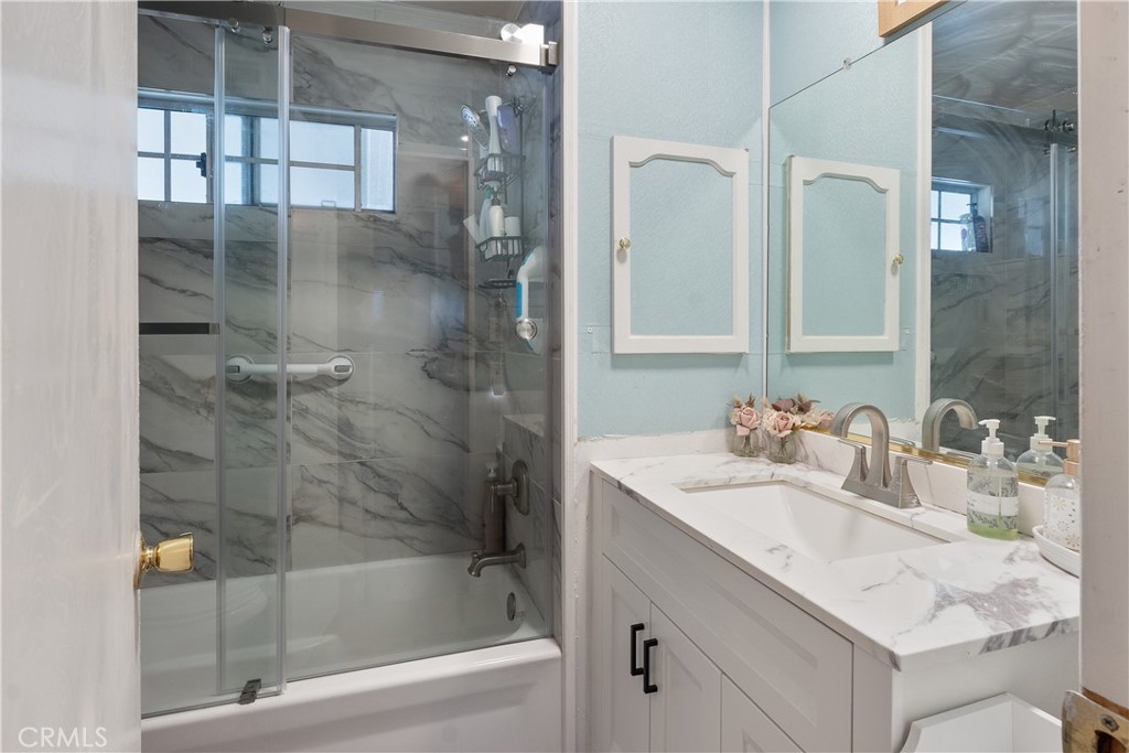 MLS #OC26158322 image #25