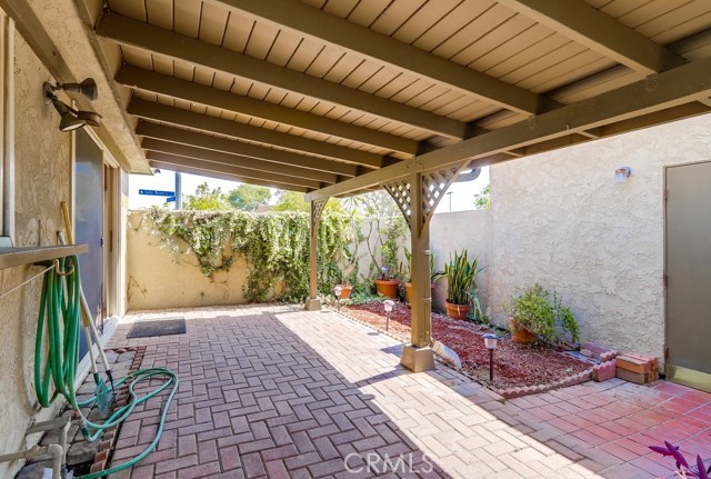 8661 Windsor Circle, La Palma CA: https://media.crmls.org/medias/9ad443e3-373b-4b98-b9cf-6649fcb24e1e.jpg