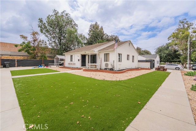 14618 Piuma Avenue, Norwalk CA: https://media.crmls.org/medias/9ad4492e-12fd-43e3-898d-f25fefe90337.jpg