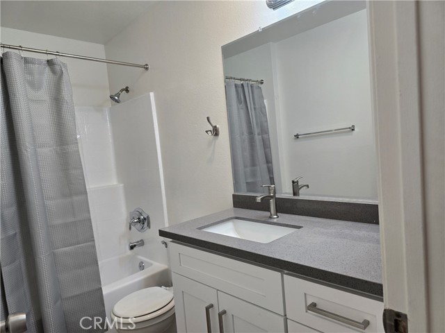330 Cameron Place, 2 photo 11