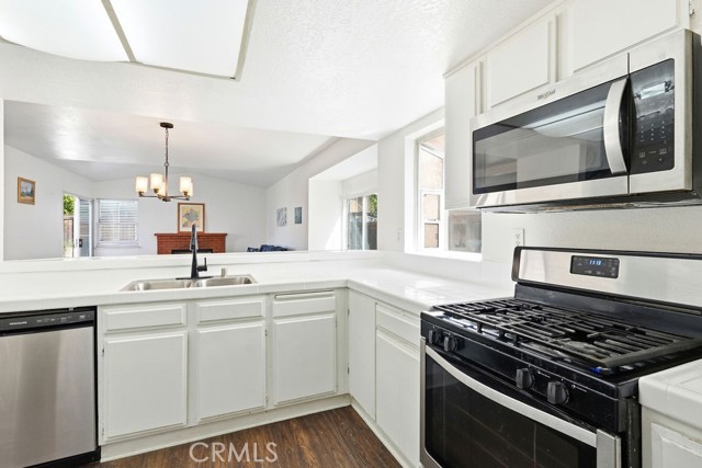 Detail Gallery Image 10 of 41 For 344 Mildred, Perris,  CA 92571 - 3 Beds | 2/1 Baths