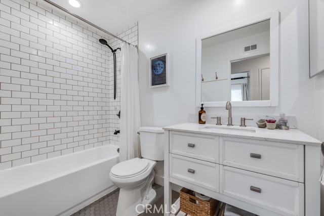 Detail Gallery Image 22 of 36 For 192 Gazania Ct, Thousand Oaks,  CA 91362 - 3 Beds | 2 Baths