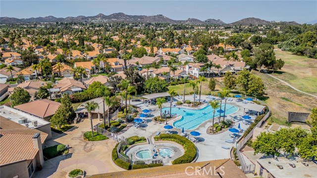 40143 Corte Lorca, Murrieta CA: https://media.crmls.org/medias/9ad671bc-b5fb-499a-9542-0d54de0e1fb5.jpg