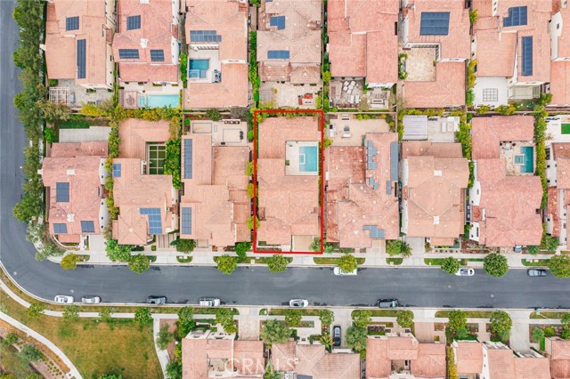 117 Andirons, Irvine CA: https://media.crmls.org/medias/9ad6fdc5-57a3-4415-a139-21afde37003c.jpg