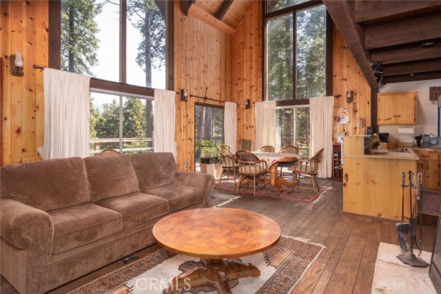 Detail Gallery Image 9 of 71 For 7604 Summit Rd, Fish Camp,  CA 93623 - 4 Beds | 3 Baths