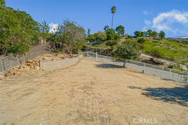 Detail Gallery Image 67 of 74 For 9851 Shadow Island, Sunland,  CA 91040 - 3 Beds | 2 Baths