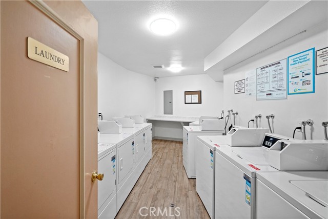 Detail Gallery Image 31 of 39 For 4647 Willis Ave #306,  Sherman Oaks,  CA 91403 - 2 Beds | 1 Baths