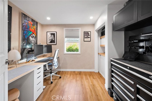 Detail Gallery Image 17 of 25 For 1350 Carlton, Glendale,  CA 91205 - 3 Beds | 2 Baths