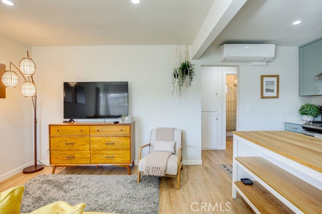 Image 21 of 24 For 3130 30th Street 32