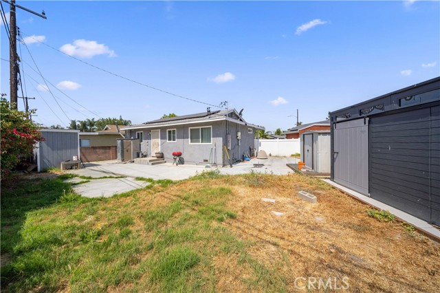Detail Gallery Image 21 of 27 For 6838 Severn Dr, Paramount,  CA 90723 - 4 Beds | 2 Baths