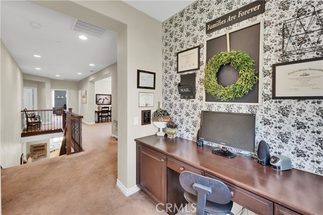 14668 Stageline Lane, Fontana CA: https://media.crmls.org/medias/9ad8a9c7-f531-45d7-80dc-494137c199cc.jpg