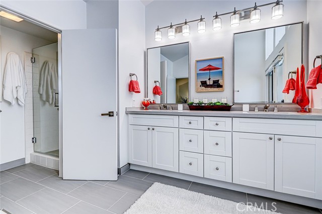 101 Broadway, Redondo Beach, California 90277, 3 Bedrooms Bedrooms, ,2 BathroomsBathrooms,Residential,For Sale,Broadway,SB25056727