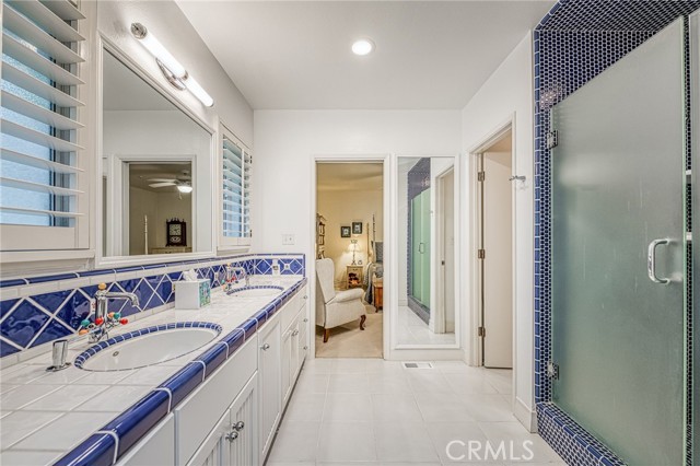 6695 N Van Ness Boulevard, Fresno CA: https://media.crmls.org/medias/9ad999ed-a453-40e8-b849-dcf113a028f8.jpg