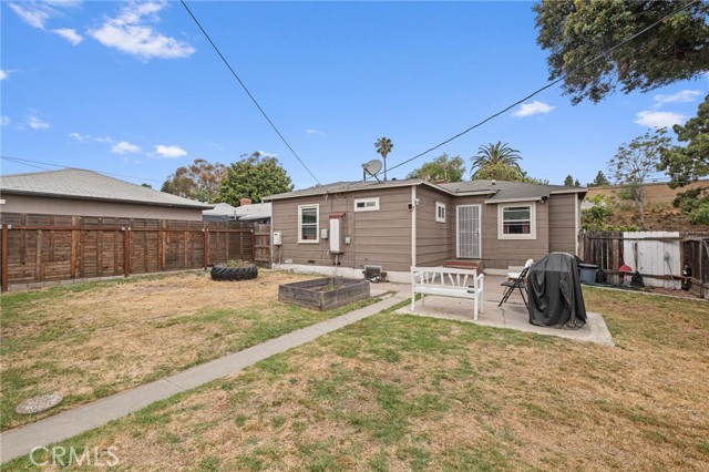 1040 E 67th Street, Long Beach CA: https://media.crmls.org/medias/9ada9d47-9b56-4bde-aa12-34fa599fcd95.jpg