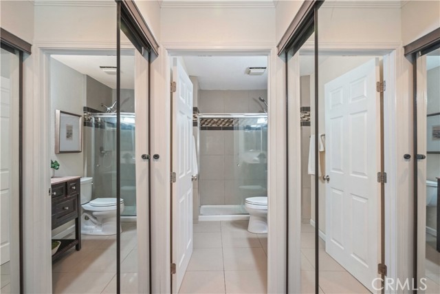 Detail Gallery Image 17 of 32 For 23542 Newhall Ave #5,  Newhall,  CA 91321 - 3 Beds | 3 Baths