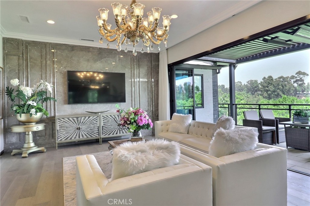 MLS #WS25153368 img 10