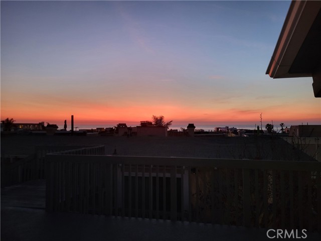 161 Monterey, Hermosa Beach CA: https://media.crmls.org/medias/9adb493b-6c2a-484c-b80e-6ad4b9382b2b.jpg
