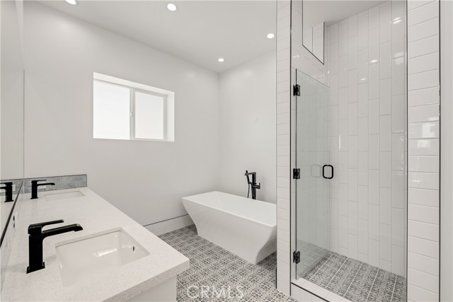 2100 Carnegie Lane, Redondo Beach CA: https://media.crmls.org/medias/9adb6805-a8c9-4561-8ffd-894dfae796f7.jpg