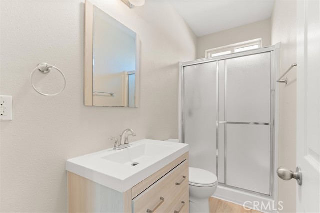 Detail Gallery Image 5 of 9 For 2907 E Sawyer St #1/2,  Long Beach,  CA 90805 - 2 Beds | 1 Baths