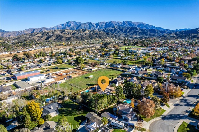 13514 Big Sky Court, Yucaipa CA: https://media.crmls.org/medias/9adbba5b-89f1-41c4-bcd3-a40431b14b25.jpg