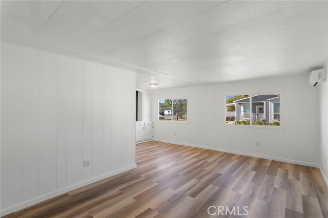 Detail Gallery Image 3 of 28 For 5800 Hamner Ave #301,  Corona,  CA 91752 - 2 Beds | 2 Baths