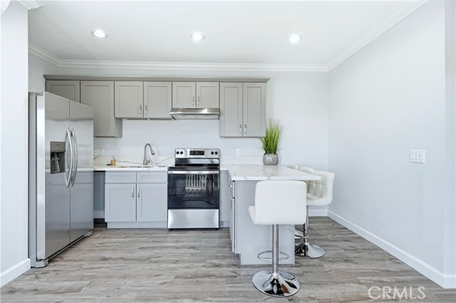 Detail Gallery Image 50 of 56 For 334 Anita Dr, Pasadena,  CA 91105 - 6 Beds | 5 Baths