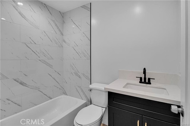 6513 San Miguel Street, Paramount CA: https://media.crmls.org/medias/9add191b-7031-423c-804f-ff96d3481164.jpg