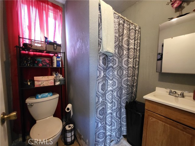 Detail Gallery Image 19 of 30 For 1247 S Augusta Ave, East Los Angeles,  CA 90023 - – Beds | – Baths