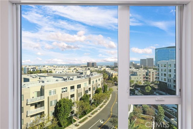 Detail Gallery Image 24 of 64 For 3700 Rivington, Irvine,  CA 92612 - 2 Beds | 2/1 Baths