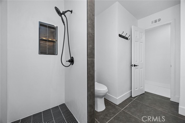 Detail Gallery Image 29 of 46 For 230 S Camellia, Anaheim,  CA 92804 - 4 Beds | 2 Baths