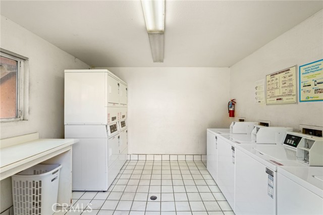 12601 Van Nuys Boulevard, Pacoima CA: https://media.crmls.org/medias/9ade3ff4-aa53-4fc6-887f-20def88f2066.jpg