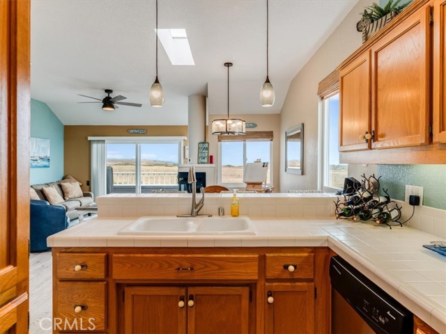 271 Vista Del Mar, San Simeon CA: https://media.crmls.org/medias/9adec8a9-9e2c-4d57-90fa-7e6abf9f07b1.jpg