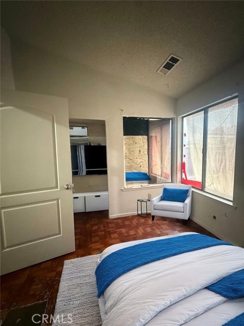 Detail Gallery Image 16 of 21 For 1644 N Tipton St, Visalia,  CA 93292 - 2 Beds | 1 Baths