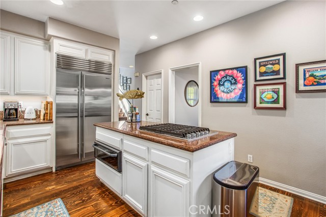 512 Golden West Drive, Redlands CA: https://media.crmls.org/medias/9adf69ac-800a-4fa7-96e8-b47fadbc22cc.jpg