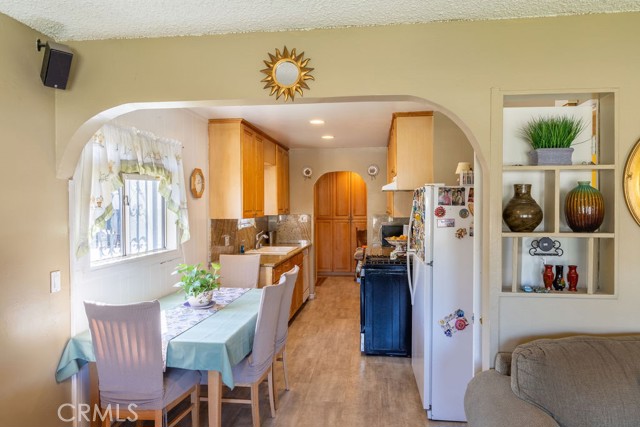 Detail Gallery Image 9 of 28 For 1502 Coronel, San Fernando,  CA 91340 - 3 Beds | 2 Baths